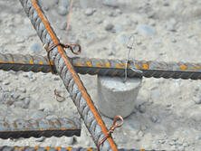 Concrete spacers / extruded cement profiles